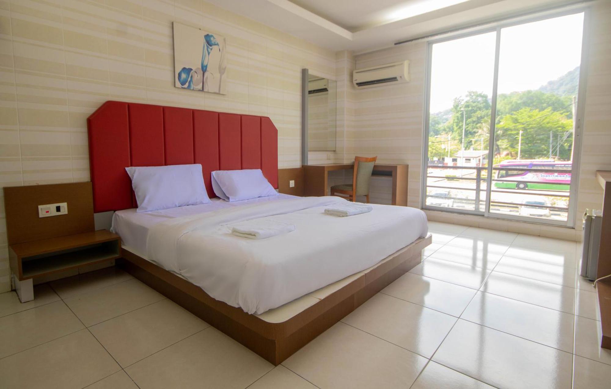 Jq Happy Lumut Hotel Exteriér fotografie