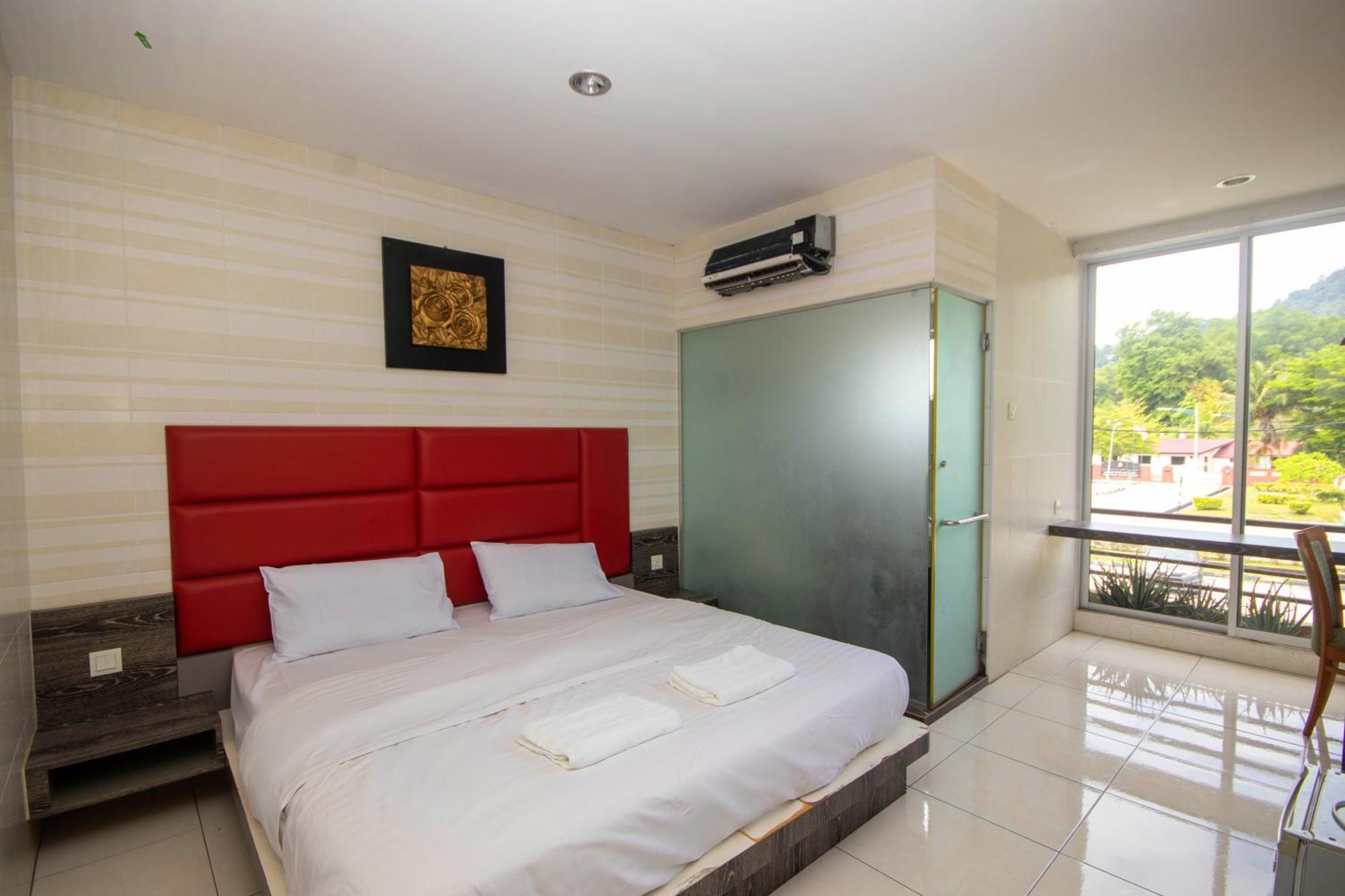 Jq Happy Lumut Hotel Exteriér fotografie
